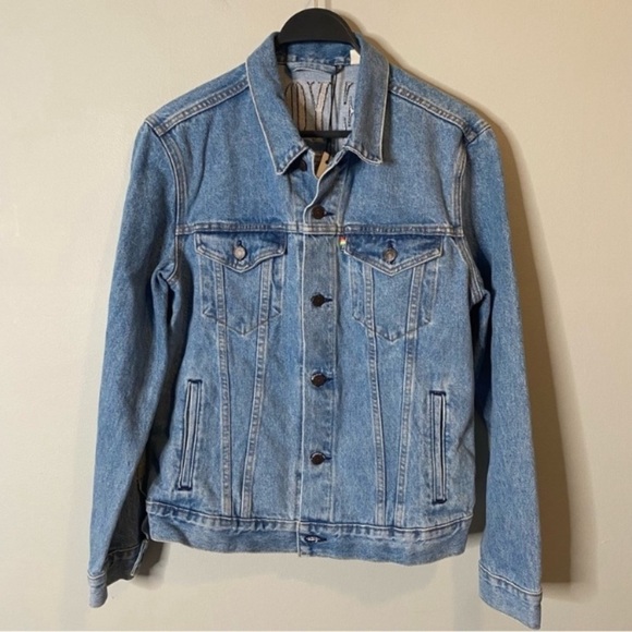 Nwt Levi’s Pride Embroidered Denim Jacket - Picture 2 of 8